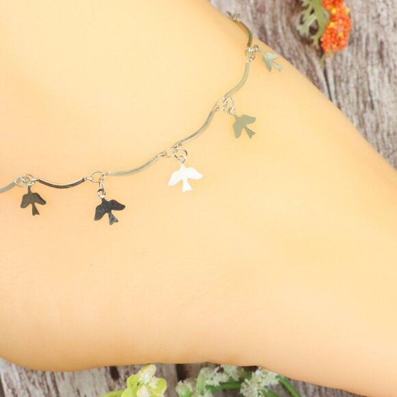"Dainty Anklet for Women – Elegant Everyday Jewelry & Perfect Gift | MLCRC1928 - Picture 7 of 10